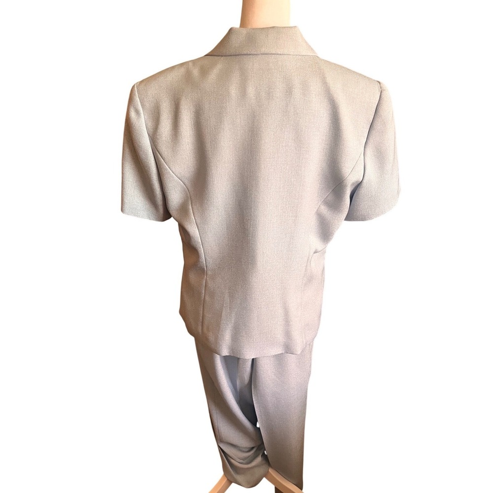 NWOT Joan Leslie Light Blue Short Sleeve Blazer Pants Suit Set Size 14-16 Petite - Picture 4 of 9